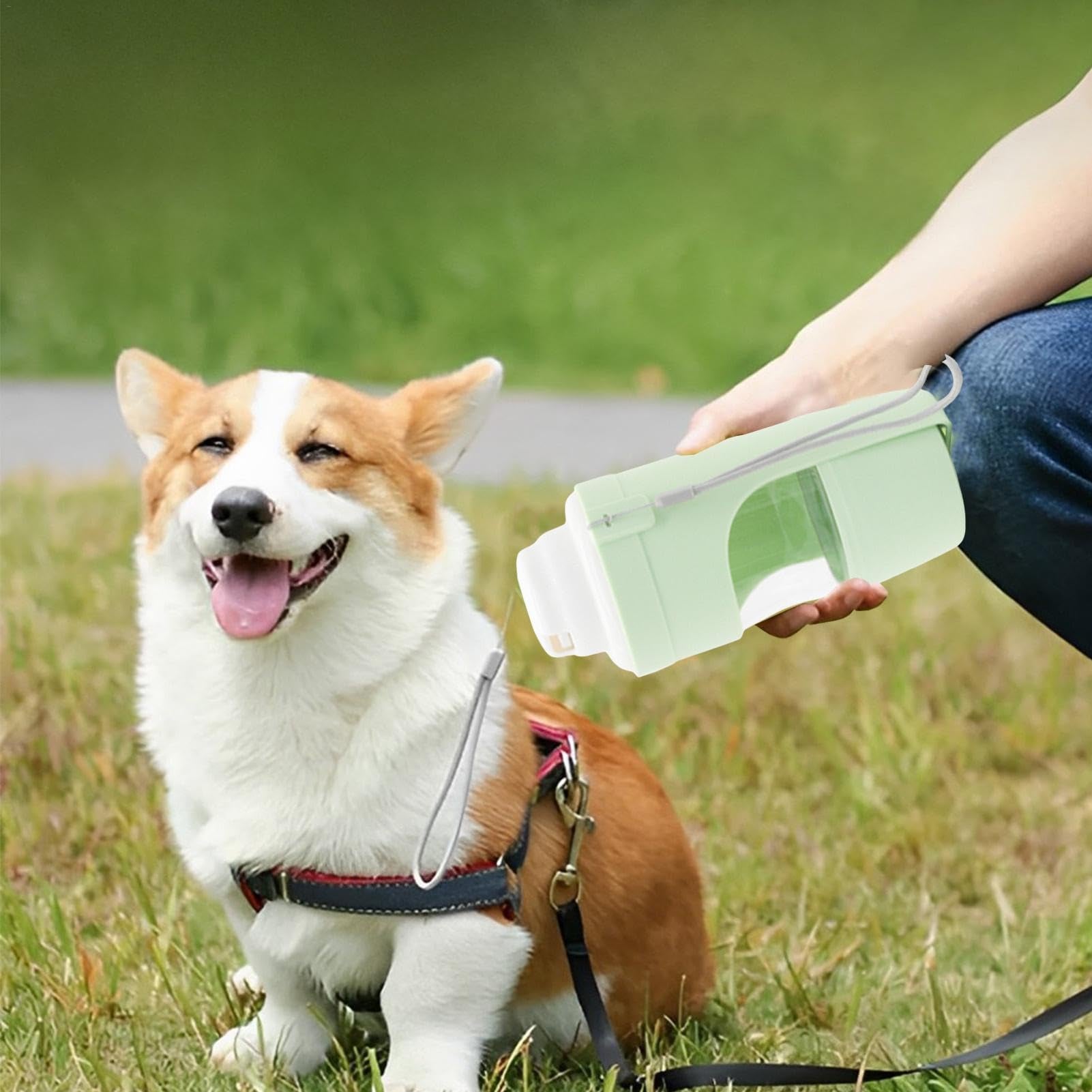 Zelpivo™ 2-in-1 Travel Water Bottle & Food Container for Dogs & Cats